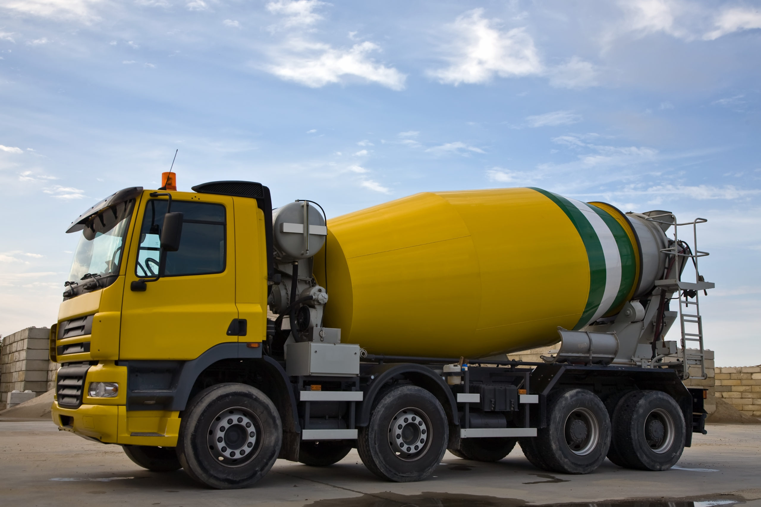 Cement truck