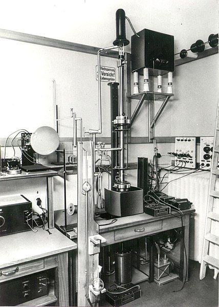 M. von Ardenne's first SEM