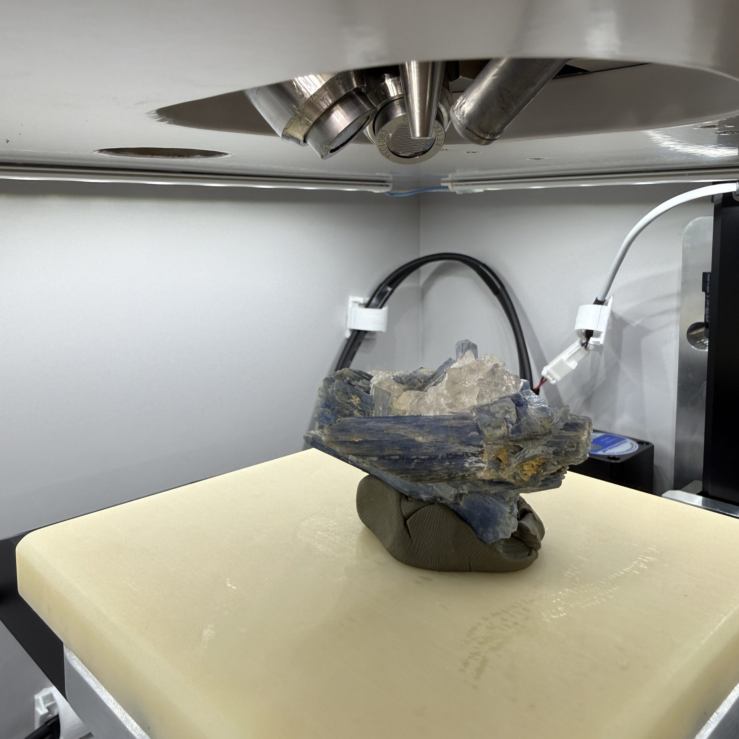Atlas Apex M Benchtop MicroXRF Spectrometer | IXRF Systems